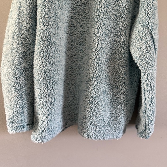 True Grit Soft Sherpa Fleece - Picture 4 of 11
